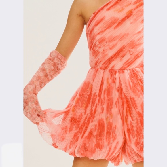 Brand New HUTCH ONE-SHOULDER FLORAL ROMPER - Picture 11 of 14